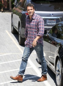ben-affleck-wrangler2-e1375184180695